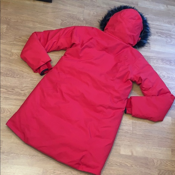 NWT The North Face Defdown Parka GTX, Red, Medium - Picture 15 of 16